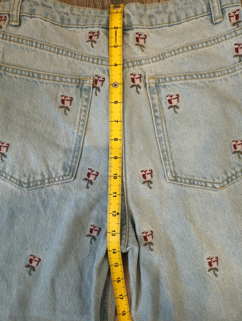 Farm Rio Embroidered Rose Wide Leg Jeans Size 28 Floral Denim High Rise - Picture 6 of 11